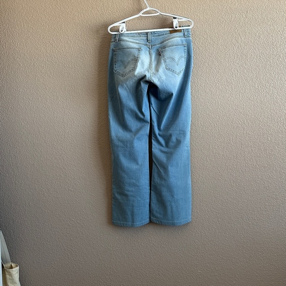 Levi’s | Jeans - Picture 2 of 5